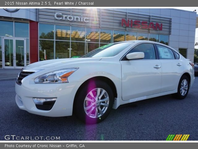 2015 Nissan Altima 2.5 S in Pearl White