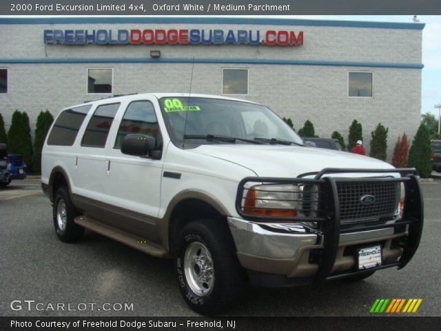 2000 Ford Excursion Limited 4x4 in Oxford White
