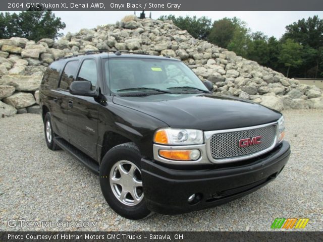 2004 GMC Yukon XL Denali AWD in Onyx Black