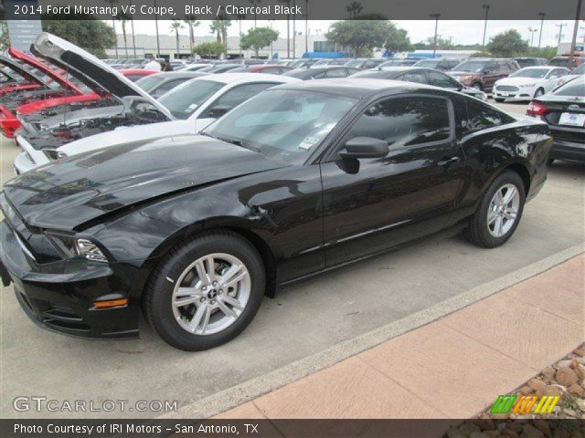 2014 Ford Mustang V6 Coupe in Black