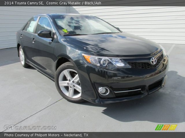 2014 Toyota Camry SE in Cosmic Gray Metallic