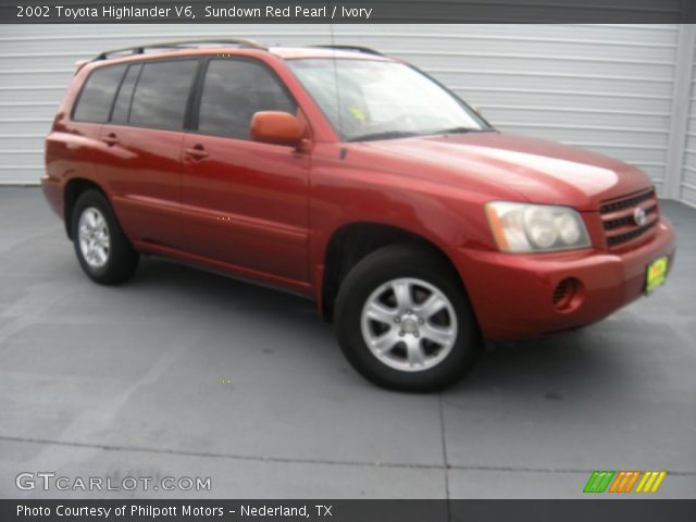 2002 Toyota Highlander V6 in Sundown Red Pearl
