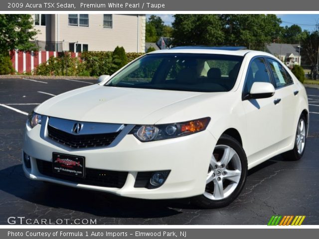 2009 Acura TSX Sedan in Premium White Pearl
