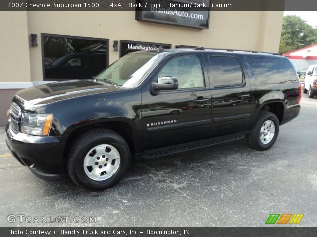 2007 Chevrolet Suburban 1500 LT 4x4 in Black