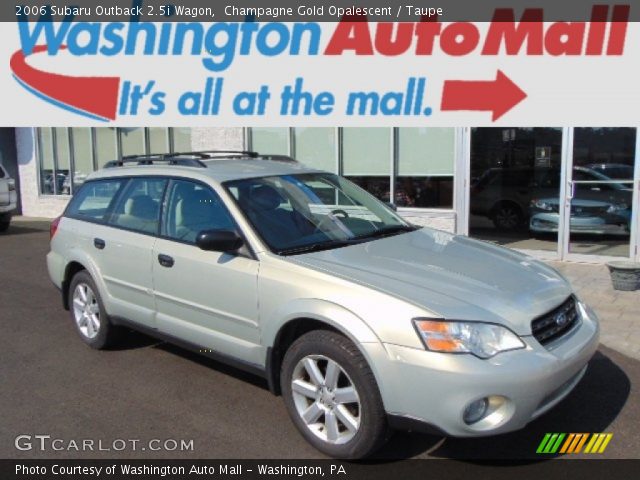 2006 Subaru Outback 2.5i Wagon in Champagne Gold Opalescent