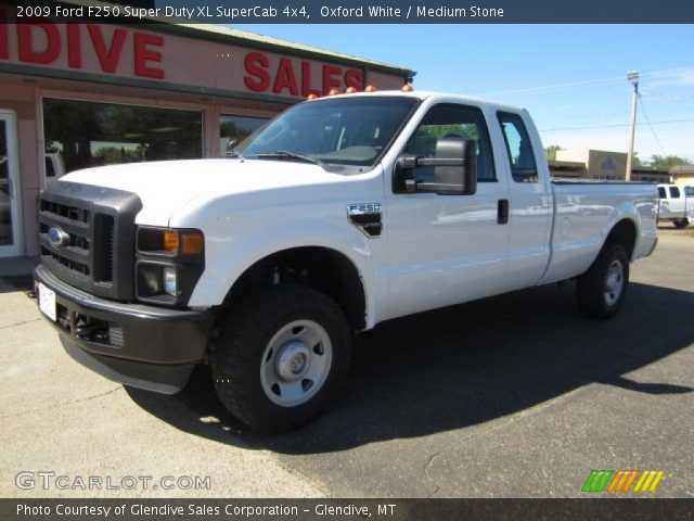 2009 Ford F250 Super Duty XL SuperCab 4x4 in Oxford White