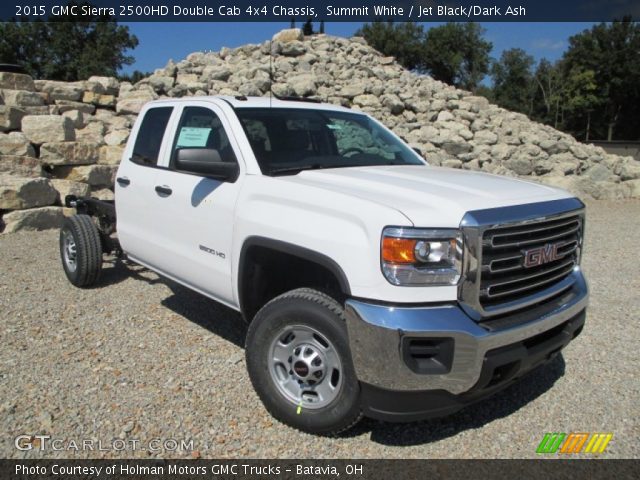 2015 GMC Sierra 2500HD Double Cab 4x4 Chassis in Summit White
