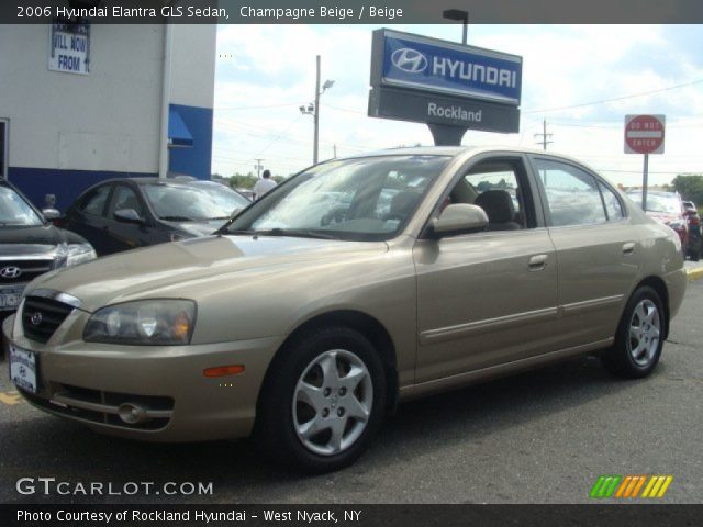 2006 Hyundai Elantra GLS Sedan in Champagne Beige