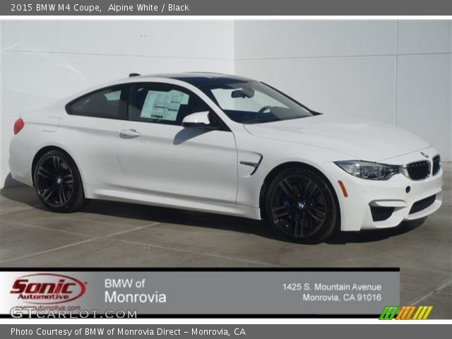 2015 BMW M4 Coupe in Alpine White