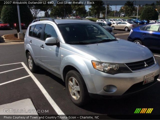 2007 Mitsubishi Outlander LS 4WD in Cool Silver Metallic