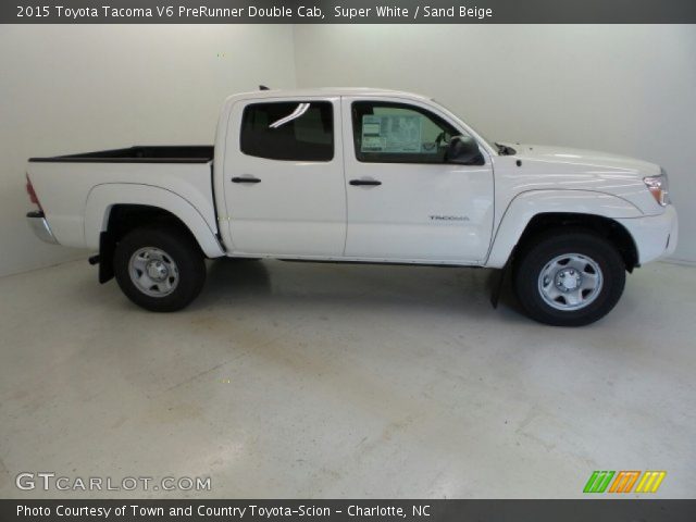 2015 Toyota Tacoma V6 PreRunner Double Cab in Super White