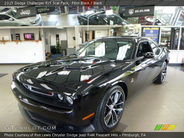 2015 Dodge Challenger R/T Scat Pack in Pitch Black
