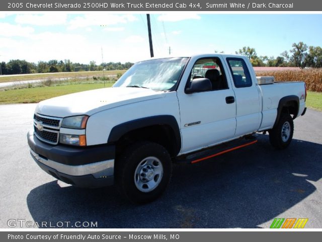 2005 Chevrolet Silverado 2500HD Work Truck Extended Cab 4x4 in Summit White