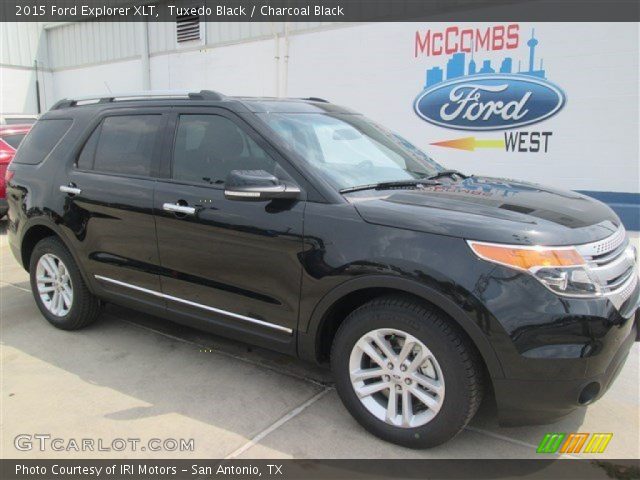 2015 Ford Explorer XLT in Tuxedo Black
