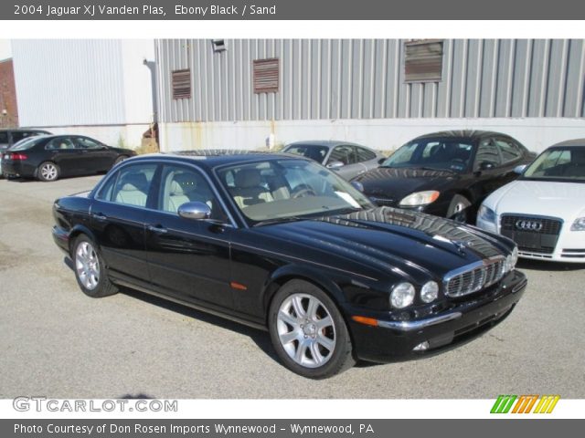 2004 Jaguar XJ Vanden Plas in Ebony Black