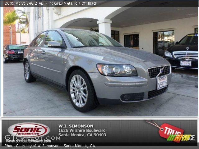 2005 Volvo S40 2.4i in Flint Gray Metallic