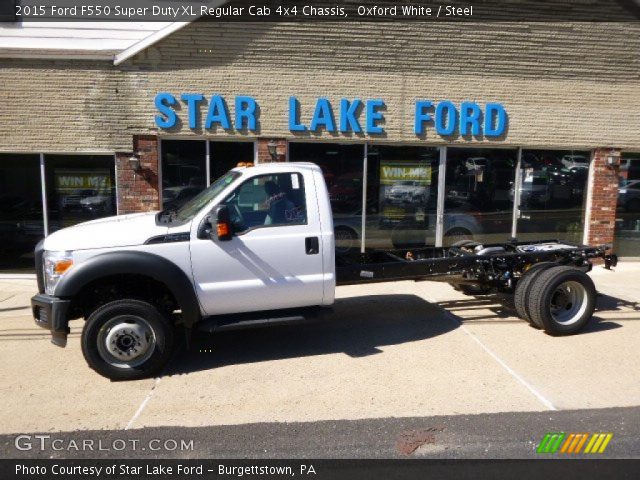 2015 Ford F550 Super Duty XL Regular Cab 4x4 Chassis in Oxford White