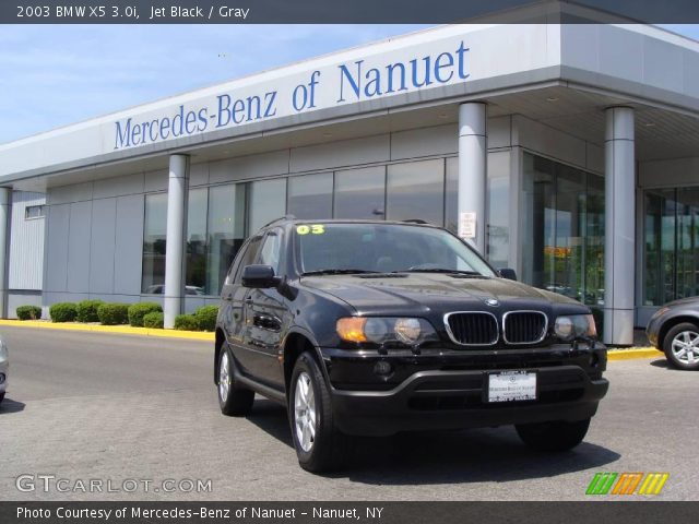 2003 BMW X5 3.0i in Jet Black