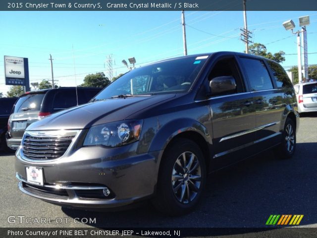 2015 Chrysler Town & Country S in Granite Crystal Metallic