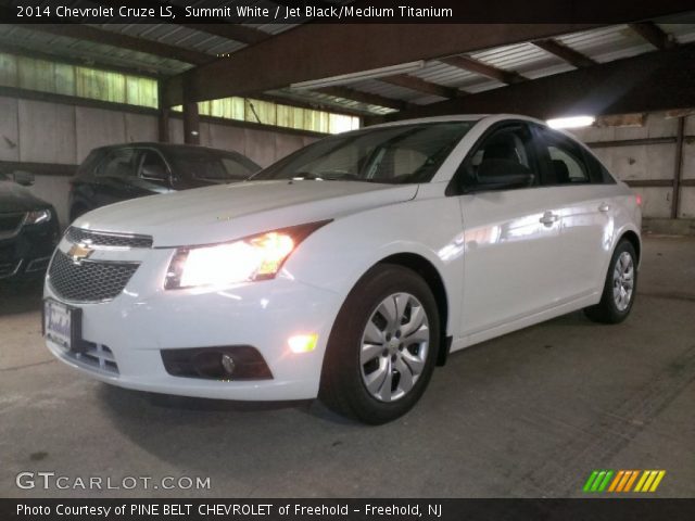 2014 Chevrolet Cruze LS in Summit White