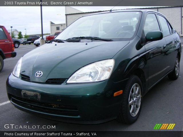 2003 Toyota Prius Hybrid in Electric Green