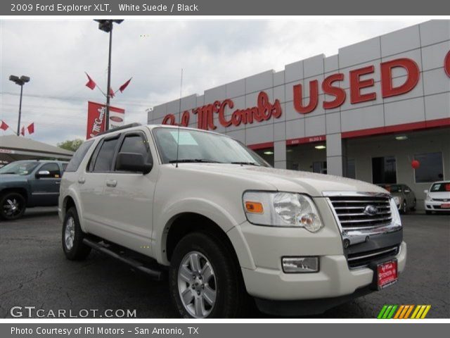 2009 Ford Explorer XLT in White Suede