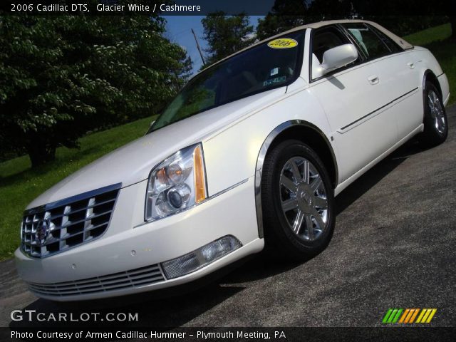 2006 Cadillac DTS  in Glacier White