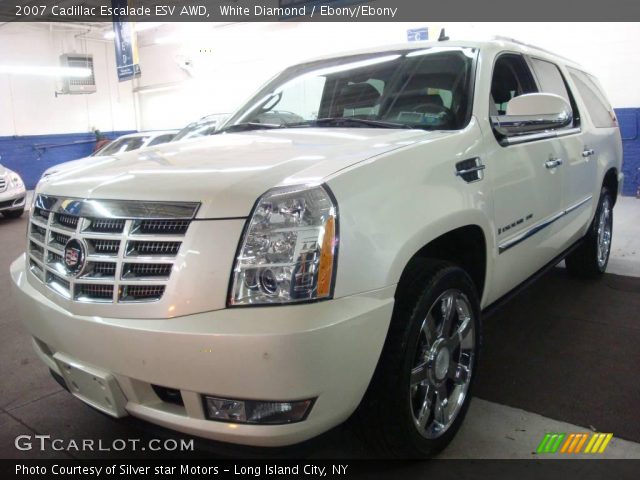 2007 Cadillac Escalade ESV AWD in White Diamond