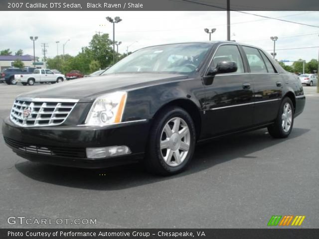 2007 Cadillac DTS Sedan in Black Raven