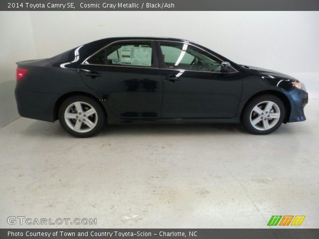 2014 Toyota Camry SE in Cosmic Gray Metallic