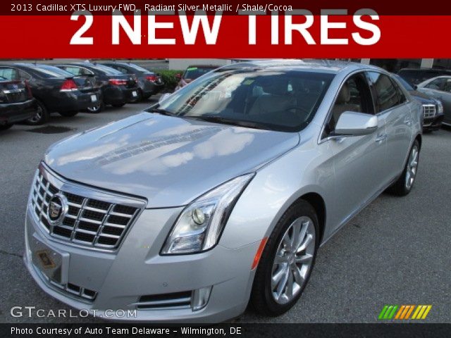 2013 Cadillac XTS Luxury FWD in Radiant Silver Metallic
