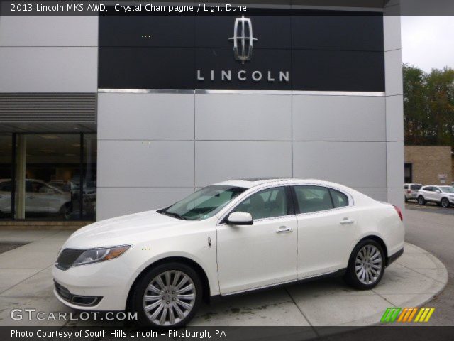 2013 Lincoln MKS AWD in Crystal Champagne
