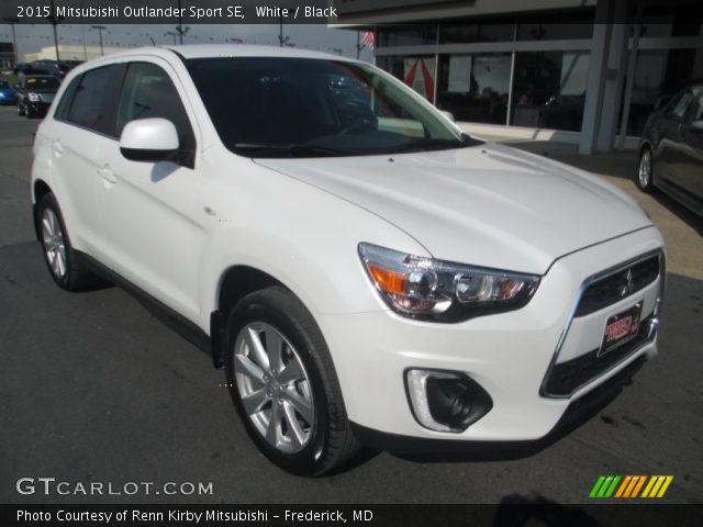 2015 Mitsubishi Outlander Sport SE in White