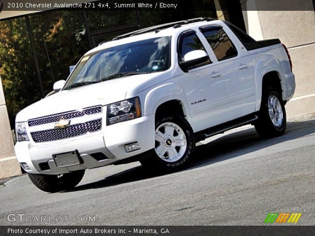 2010 Chevrolet Avalanche Z71 4x4 in Summit White