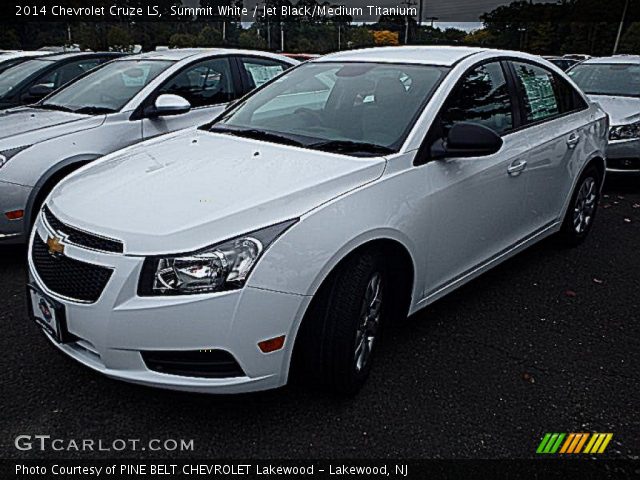 2014 Chevrolet Cruze LS in Summit White