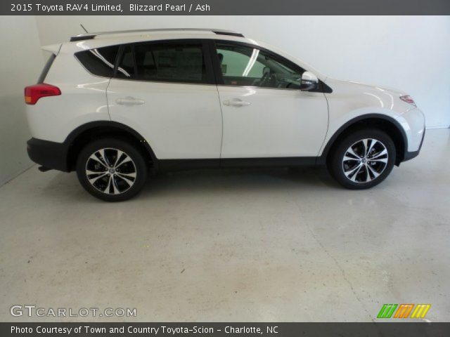 2015 Toyota RAV4 Limited in Blizzard Pearl