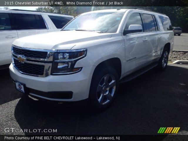 2015 Chevrolet Suburban LT 4WD in White Diamond Tricoat