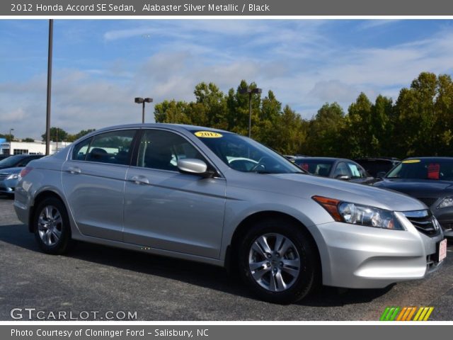 2012 Honda Accord SE Sedan in Alabaster Silver Metallic