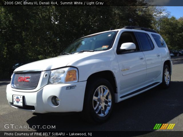 2006 GMC Envoy XL Denali 4x4 in Summit White