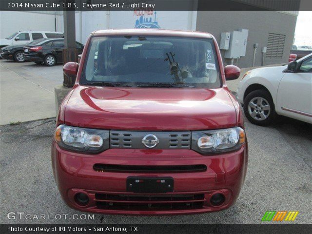 2014 Nissan Cube 1.8 S in Cayenne Red