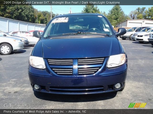 2006 Dodge Grand Caravan SXT in Midnight Blue Pearl