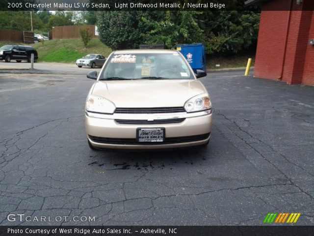 2005 Chevrolet Malibu LS V6 Sedan in Light Driftwood Metallic