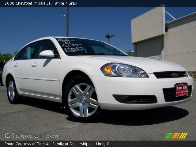 2008 Chevrolet Impala LT in White