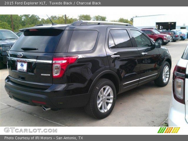 2015 Ford Explorer XLT in Tuxedo Black
