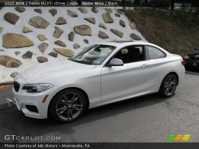 2015 BMW 2 Series M235i xDrive Coupe in Alpine White
