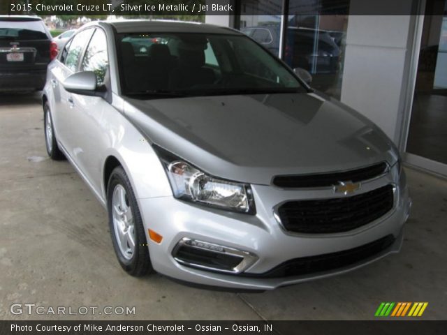 2015 Chevrolet Cruze LT in Silver Ice Metallic