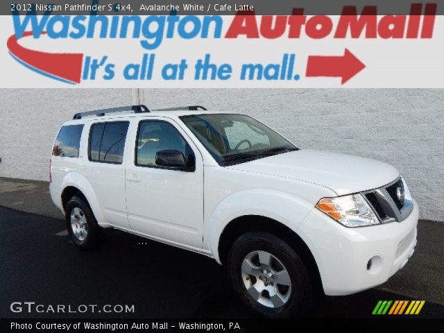 2012 Nissan Pathfinder S 4x4 in Avalanche White