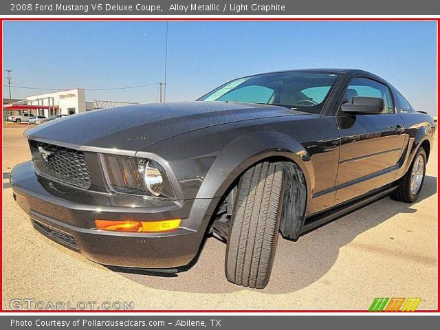 2008 Ford Mustang V6 Deluxe Coupe in Alloy Metallic