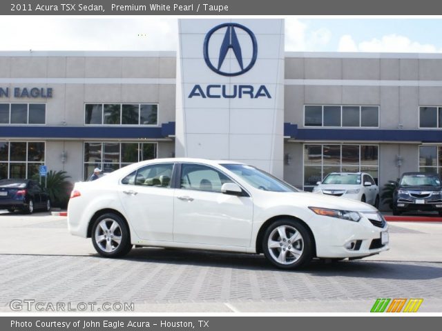 2011 Acura TSX Sedan in Premium White Pearl
