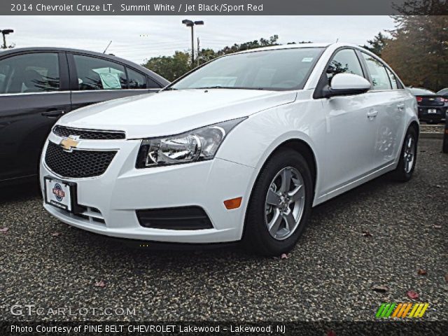2014 Chevrolet Cruze LT in Summit White